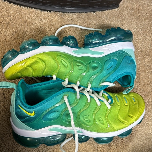 Nike WOMEN'S Vapormax Plus Spirit Teal Cyber Green "LEMON LIME" SIZE 9.5 spring - Picture 4 of 4